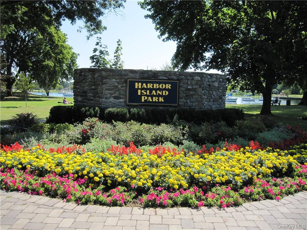 145 Library Lane, Unit 4A Mamaroneck, NY 10543 - Photo 24 of 27 Harbour Island Waterfront Park