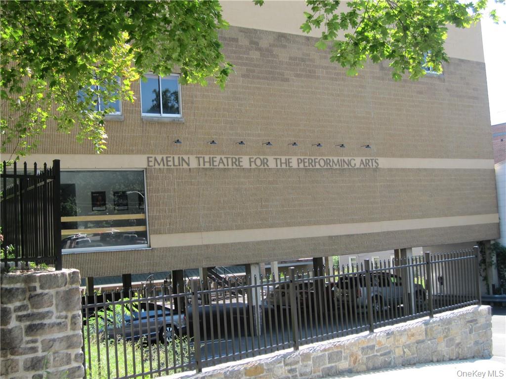 145 Library Lane, Unit 4A Mamaroneck, NY 10543 - Photo 26 of 27 Emelin Theatre