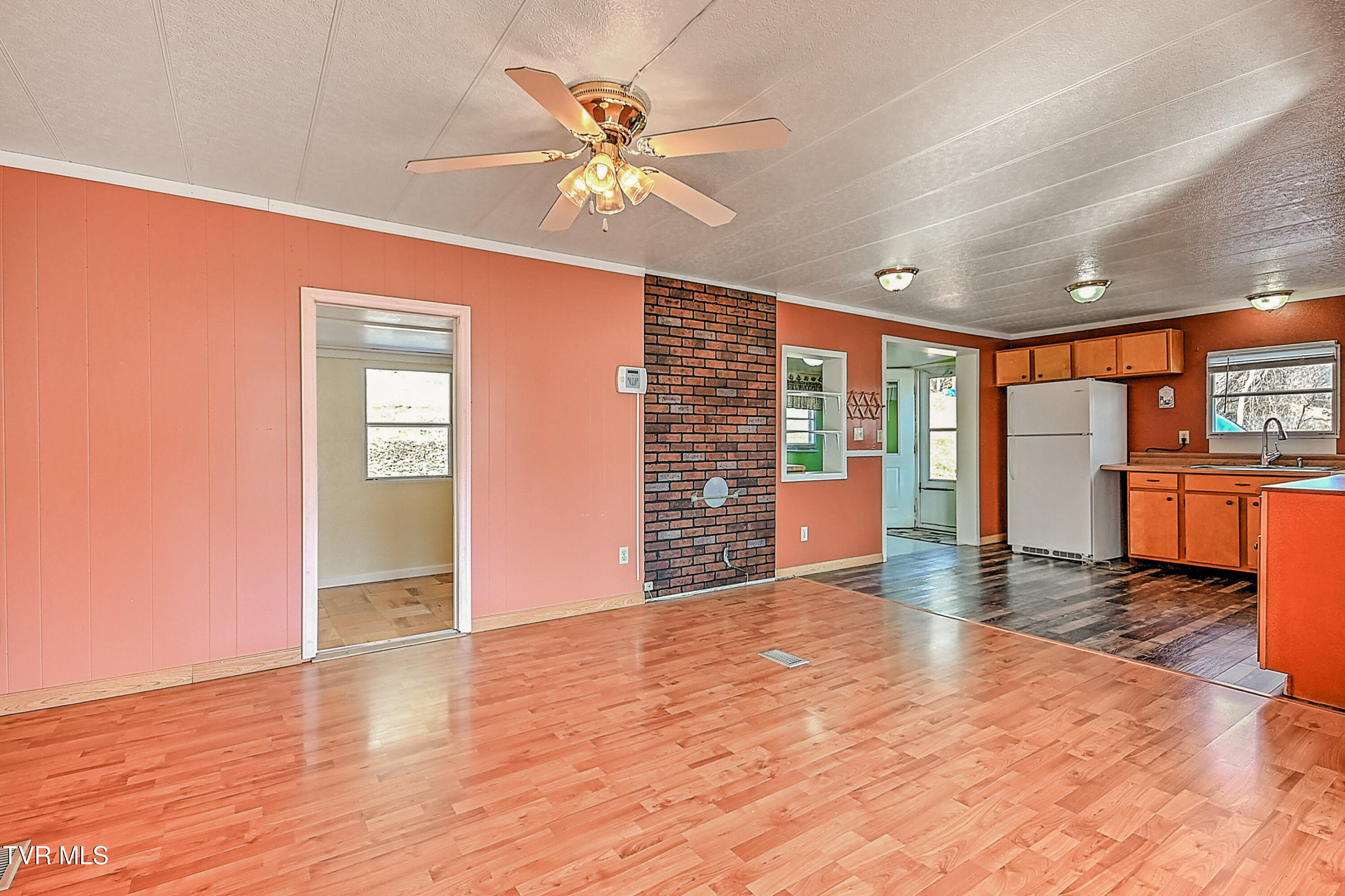 839 Corn Valley Road Lebanon, VA 24266 - Photo 14 of 50 Corn Valley JG-14