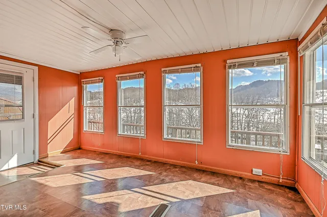 $165,000 | 839 Corn Valley Road, Lebanon, VA 24266