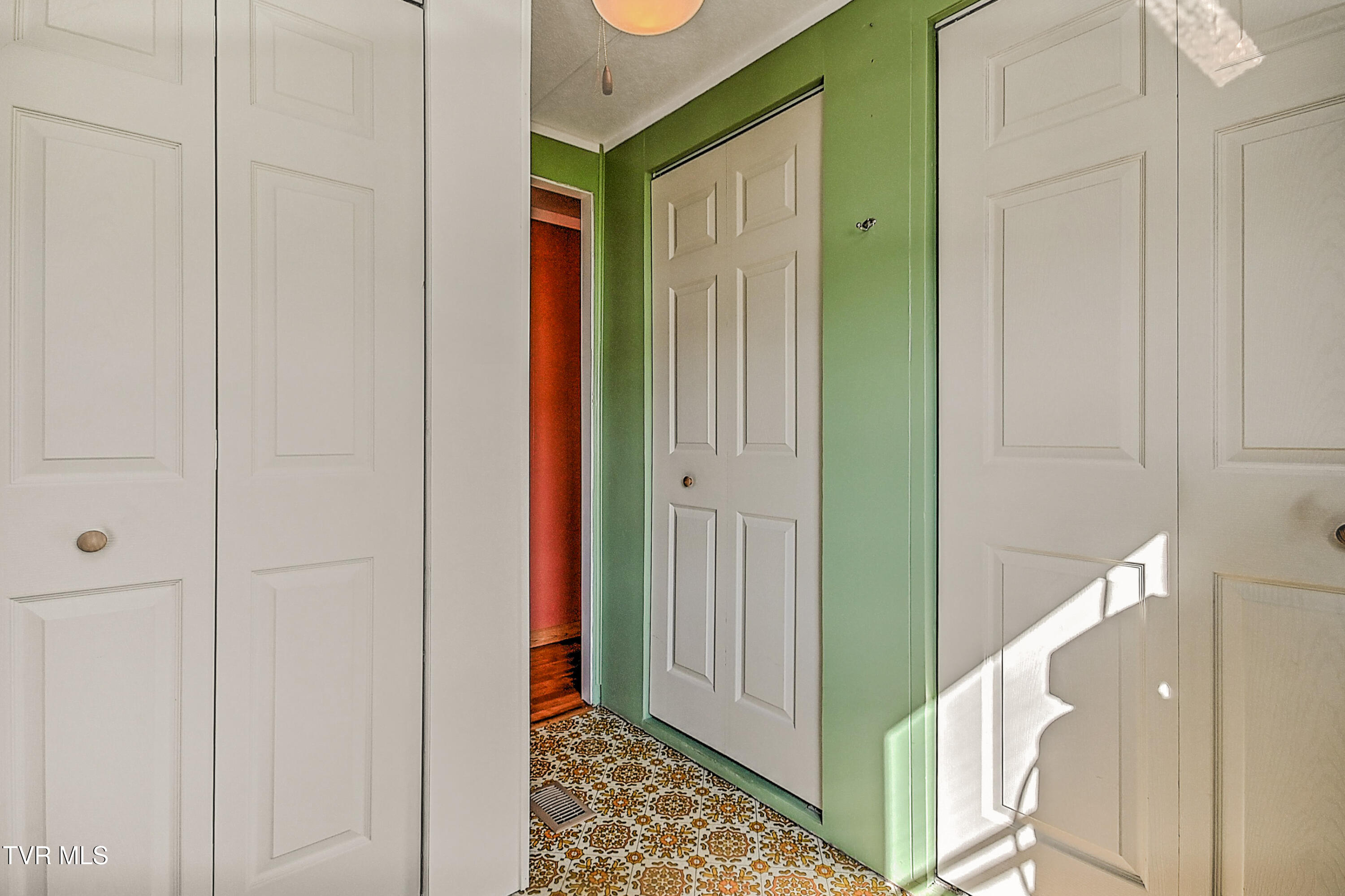 839 Corn Valley Road Lebanon, VA 24266 - Photo 20 of 50 Corn Valley JG-20