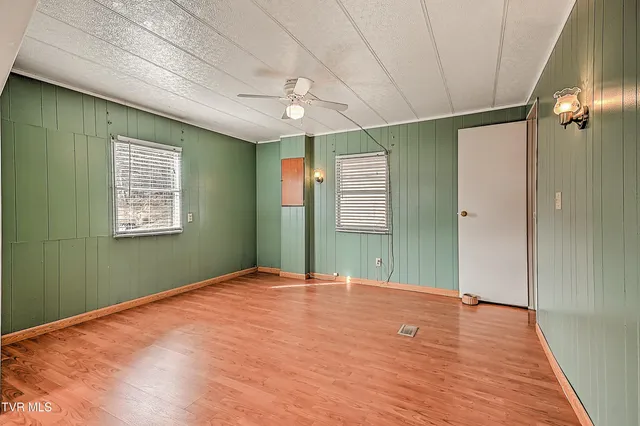 $165,000 | 839 Corn Valley Road, Lebanon, VA 24266