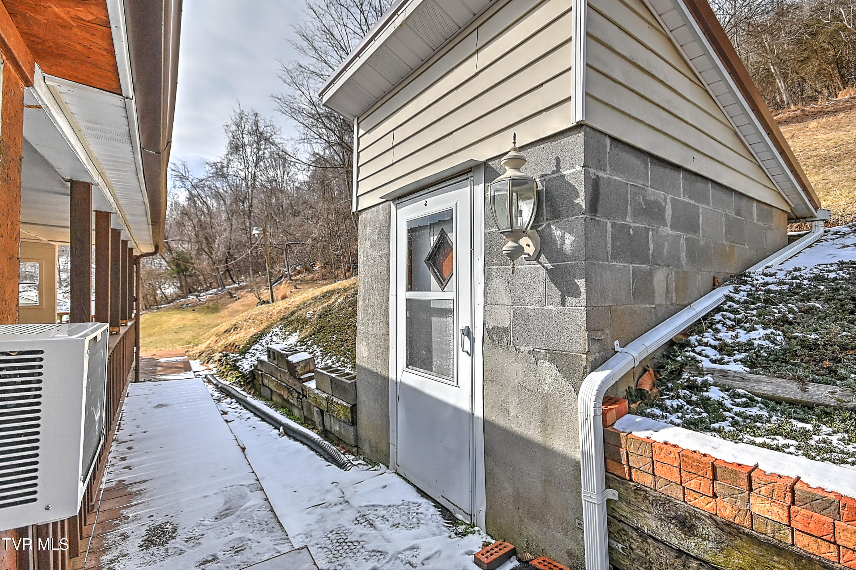 839 Corn Valley Road Lebanon, VA 24266 - Photo 41 of 50 Corn Valley JG-41