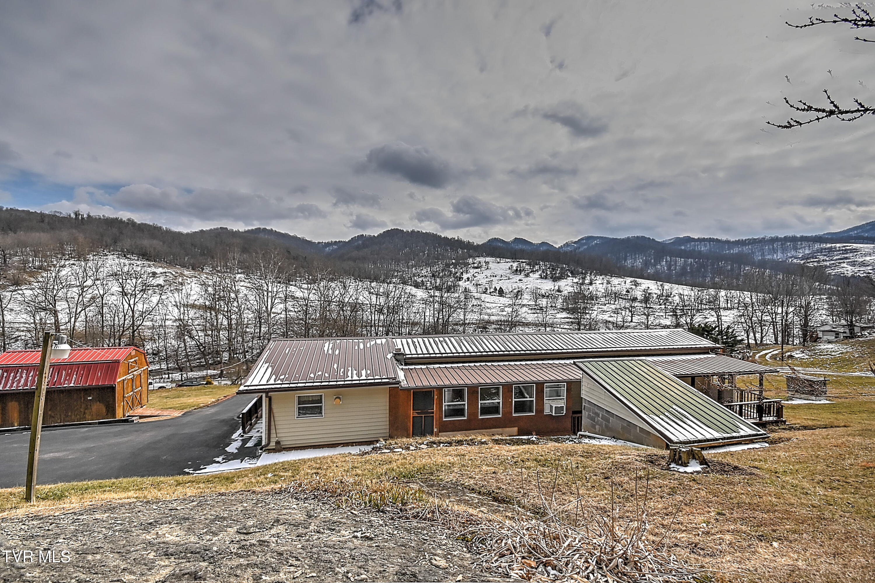 839 Corn Valley Road Lebanon, VA 24266 - Photo 43 of 50 Corn Valley JG-43