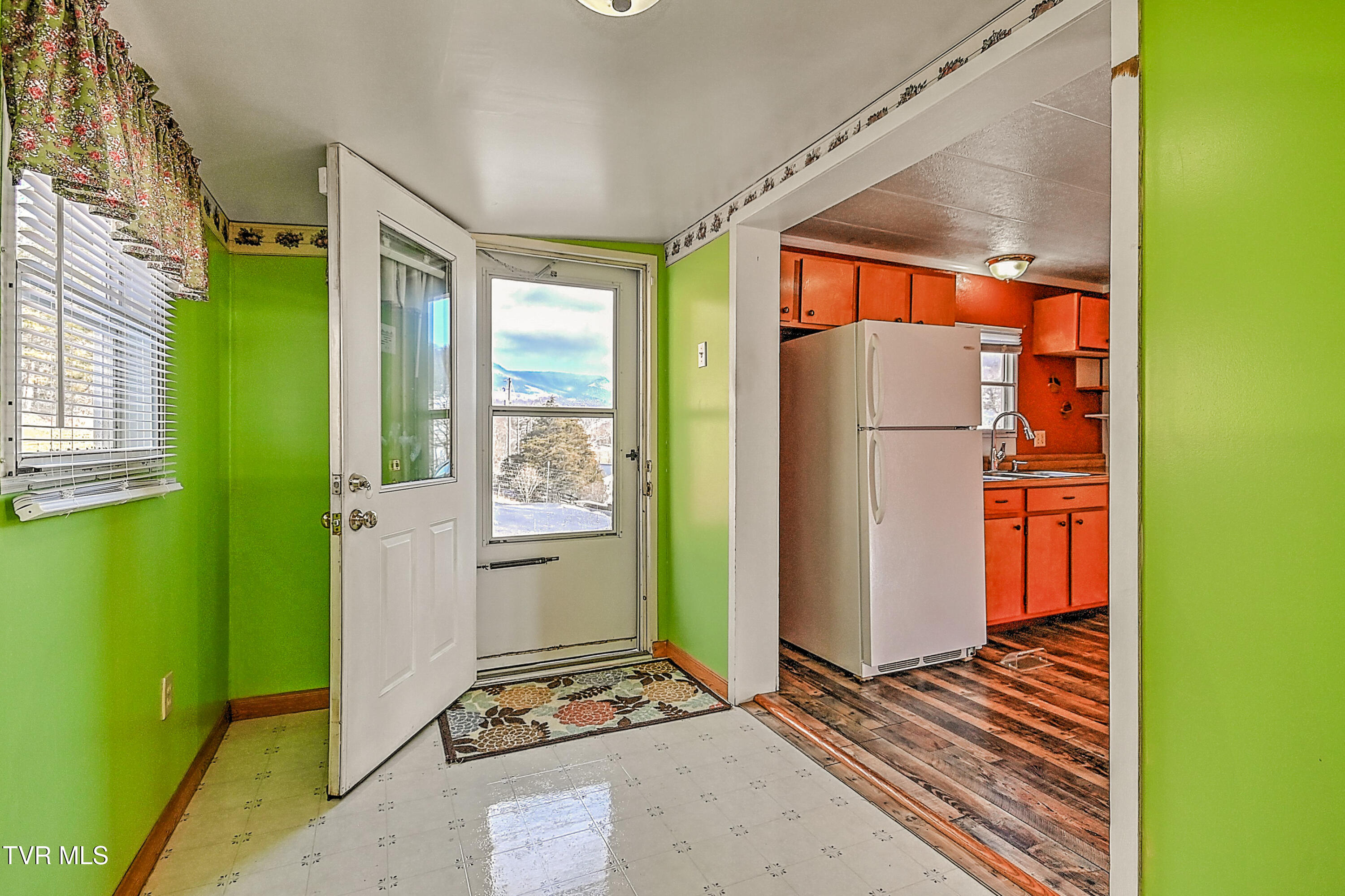 839 Corn Valley Road Lebanon, VA 24266 - Photo 5 of 50 Corn Valley JG-5