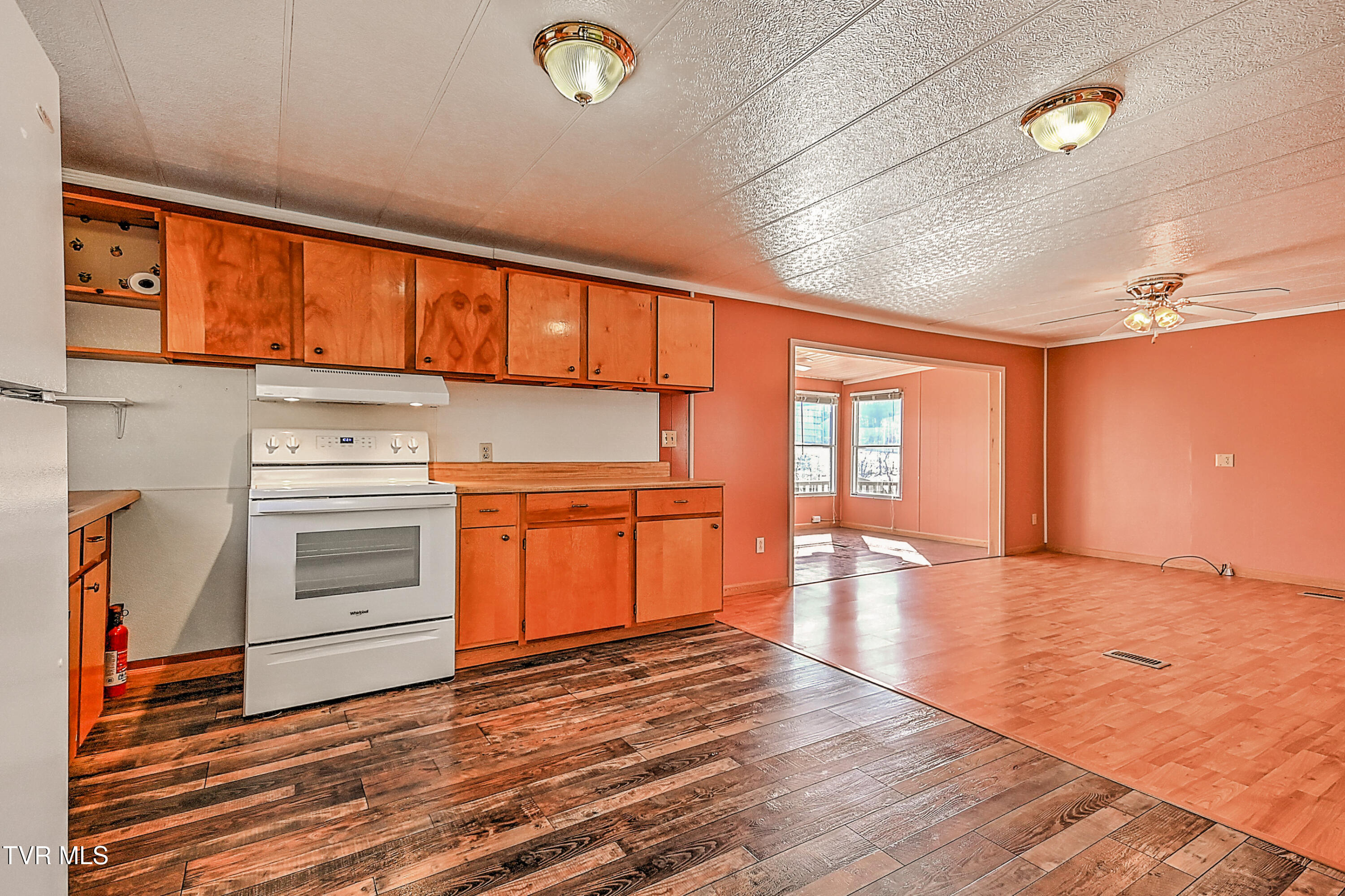 839 Corn Valley Road Lebanon, VA 24266 - Photo 6 of 50 Corn Valley JG-6