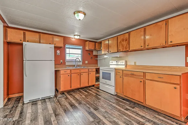 $165,000 | 839 Corn Valley Road, Lebanon, VA 24266