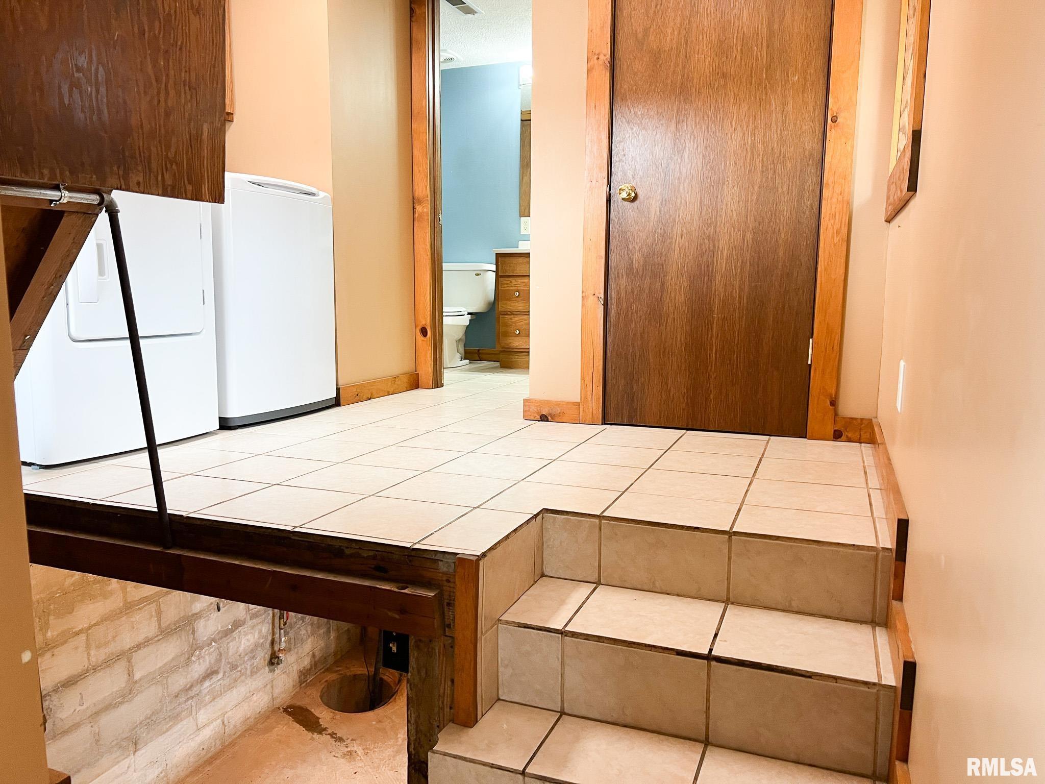 103 North 3rd Street Secor, IL 61771 - Photo 33 of 50