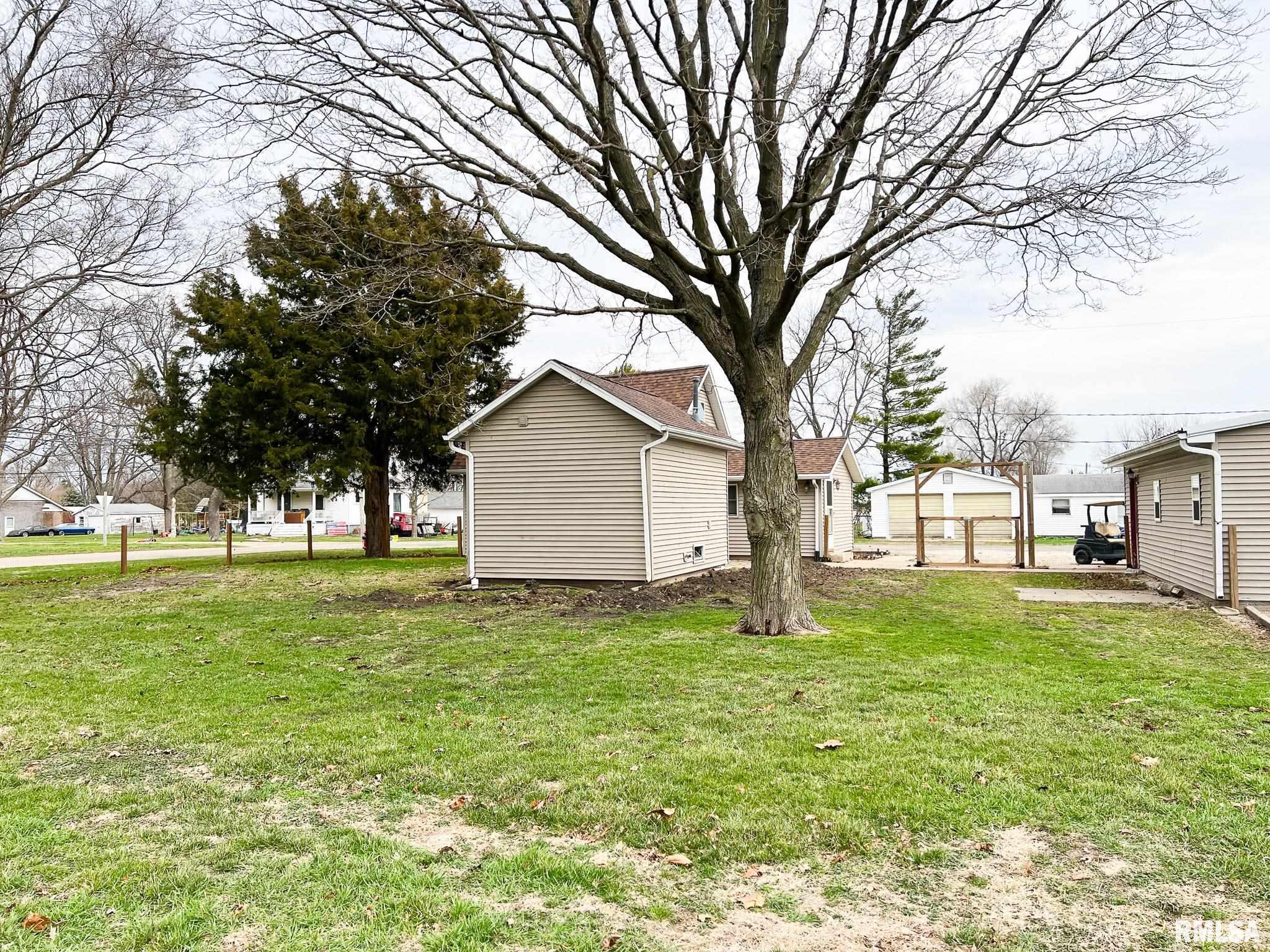 103 North 3rd Street Secor, IL 61771 - Photo 10 of 50