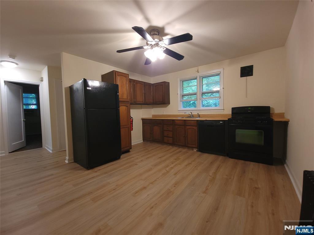 33 North Maple Avenue, Unit 1 LEFT Park Ridge, NJ 07656 - Photo 19 of 30 Gallery Image 19