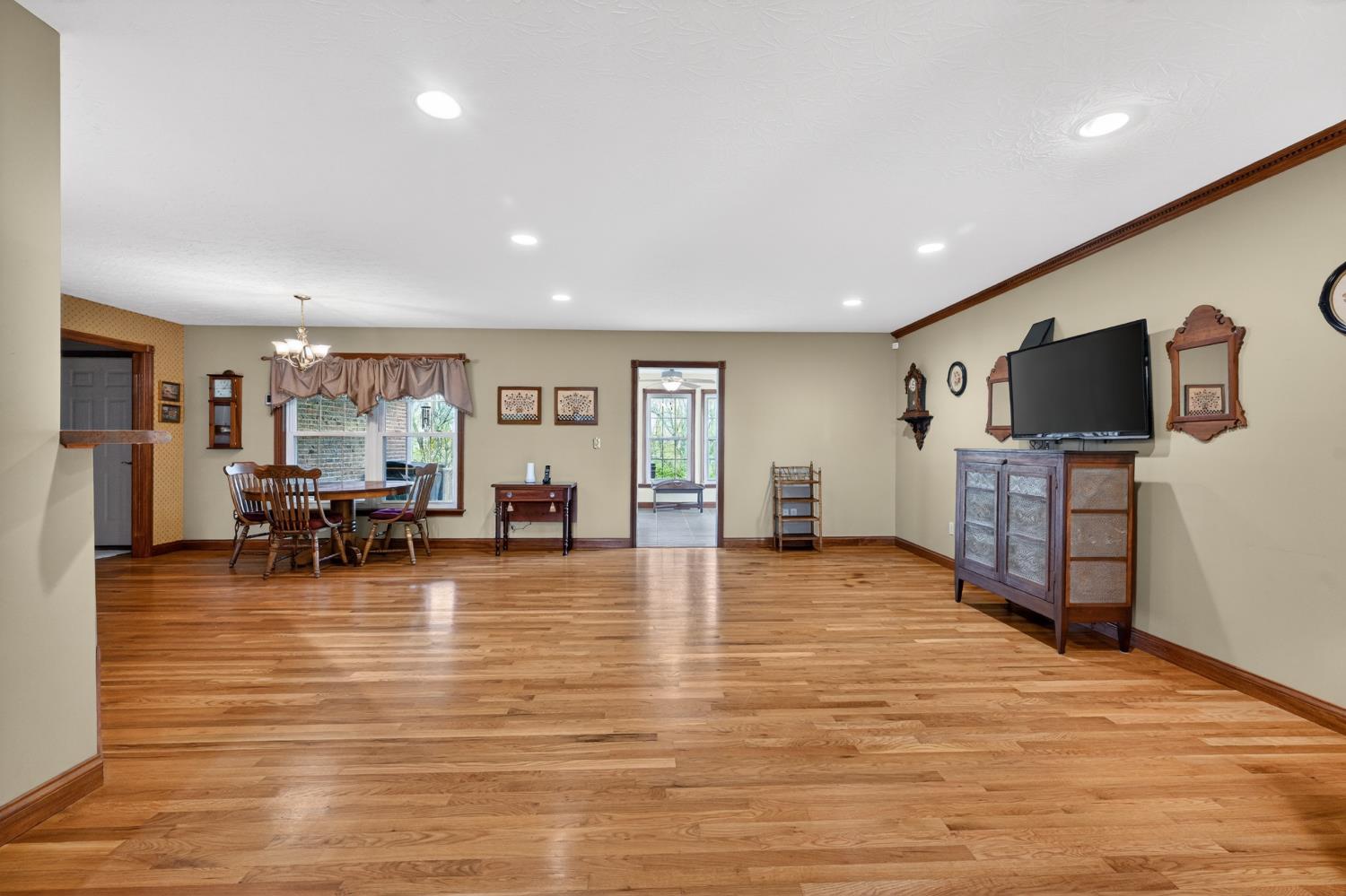 4974 Indian Ridge Drive Aurora, IN 47001 - Photo 8 of 47