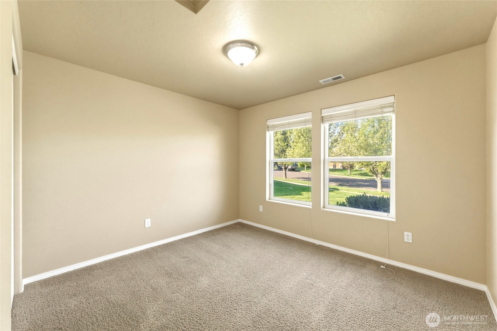 919 Highland Road Walla Walla, WA 99362 - Photo 24 of 40