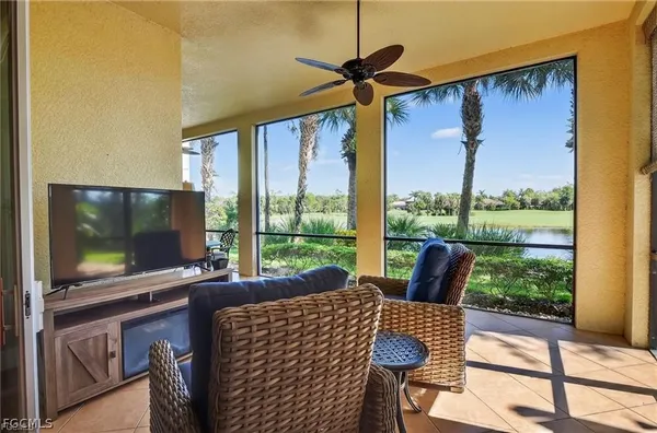 $585,000 | 3735 Montreux Lane, Unit BLDG 4102, Naples, FL 34114