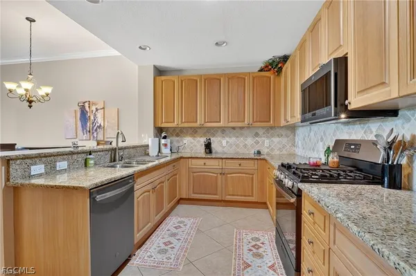 $585,000 | 3735 Montreux Lane, Unit BLDG 4102, Naples, FL 34114