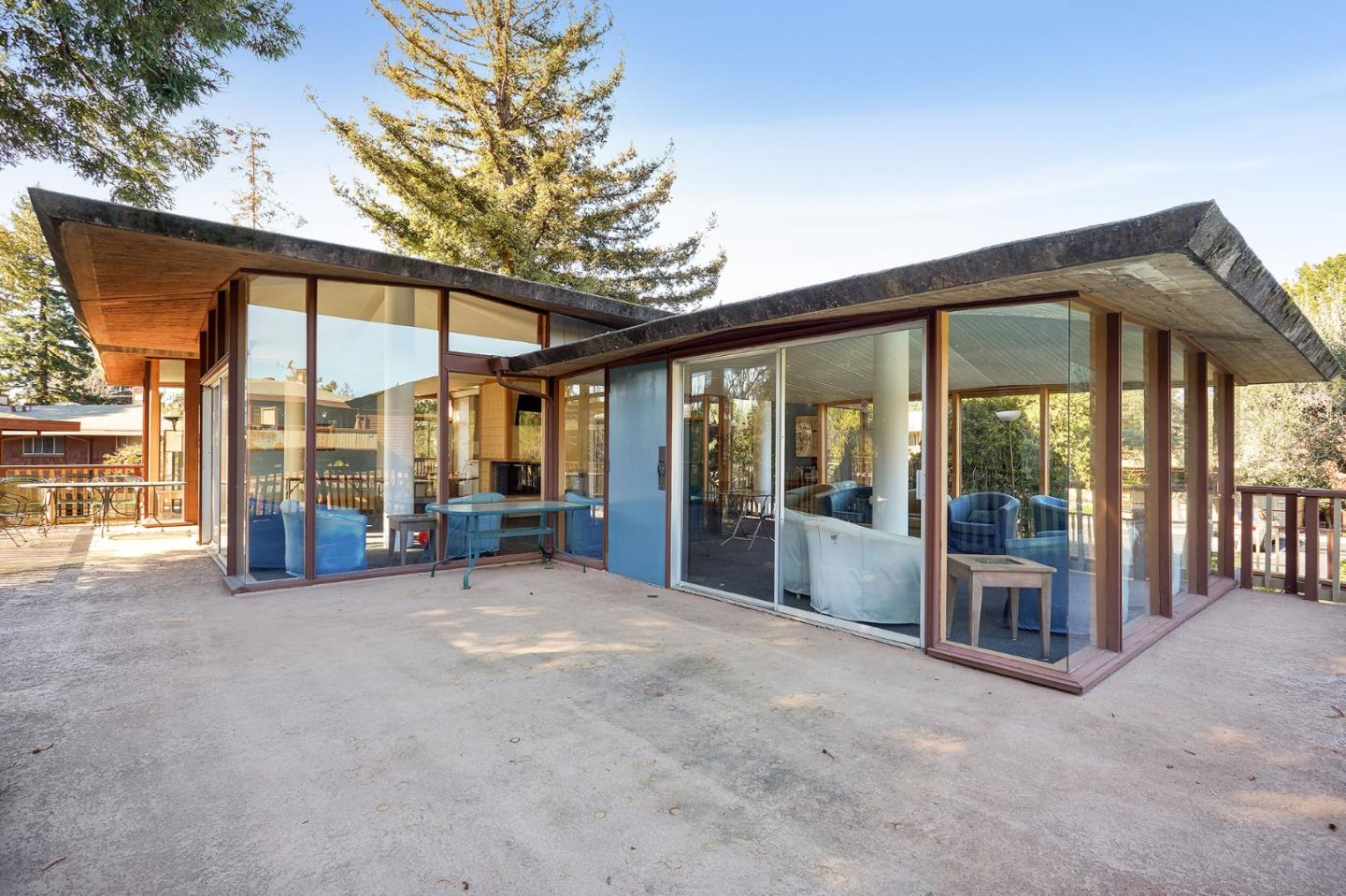 500 West Middlefield Road, Unit 93 Mountain View, CA 94043 - Photo 22 of 29 a view of a house with a large window and yard