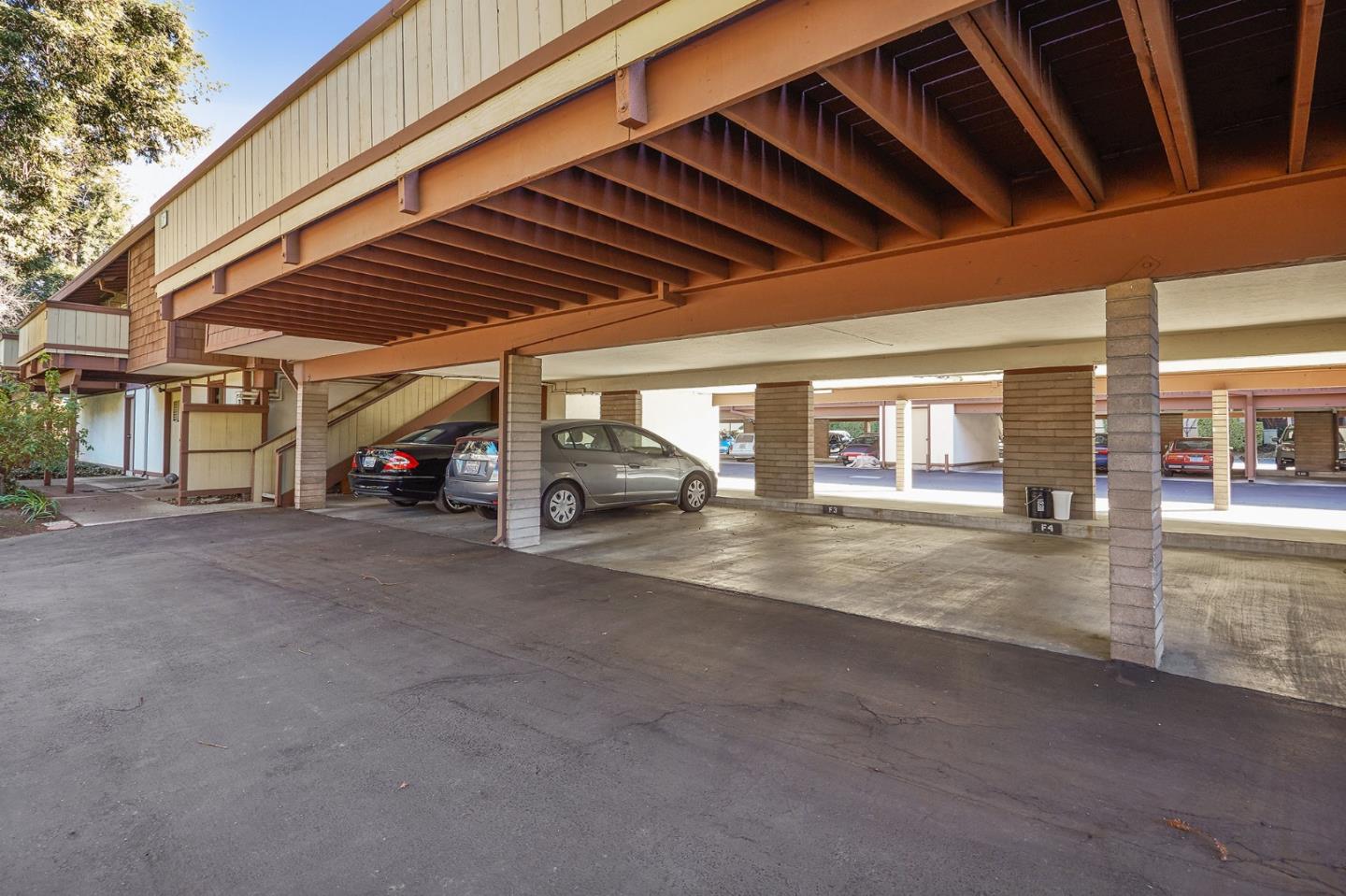 500 West Middlefield Road, Unit 93 Mountain View, CA 94043 - Photo 28 of 29 a view of parking area