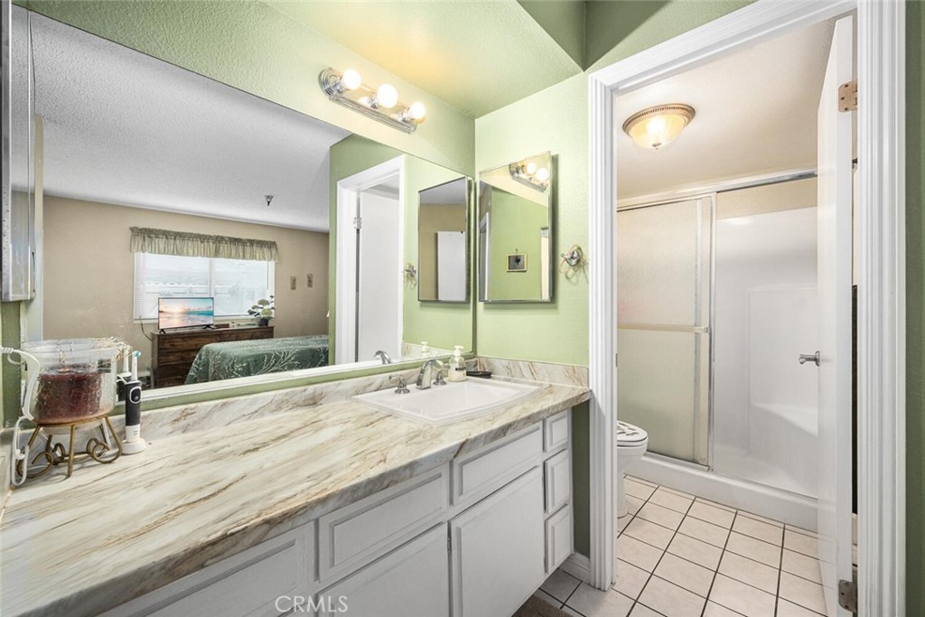 701 South Hayward Street, Unit B Anaheim, CA 92804 - Photo 19 of 31