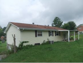 116 Lancer Road Kingsport, TN 37660 - Photo 17 of 19 rear of house