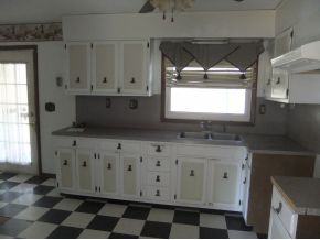 116 Lancer Road Kingsport, TN 37660 - Photo 2 of 19 Kitchen