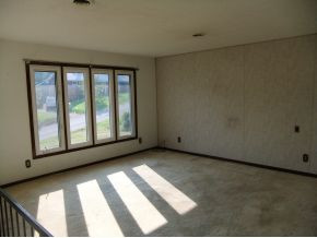 116 Lancer Road Kingsport, TN 37660 - Photo 4 of 19 Living Room