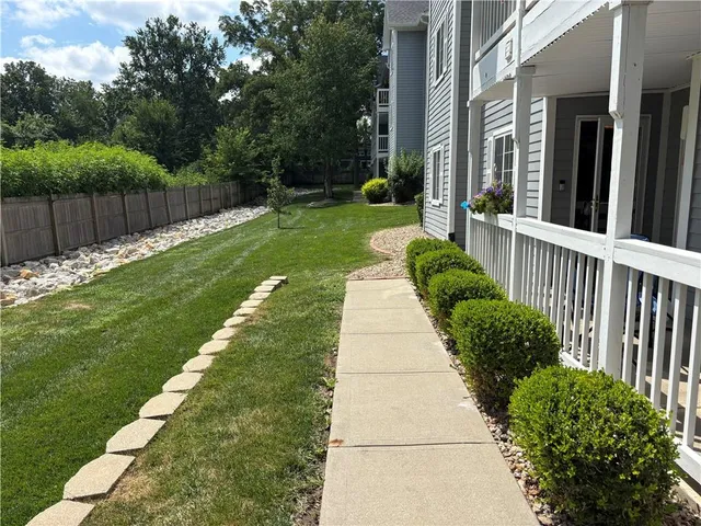 $149,900 | 4009 South Crysler Avenue, Unit 38 2, Independence, MO 64055