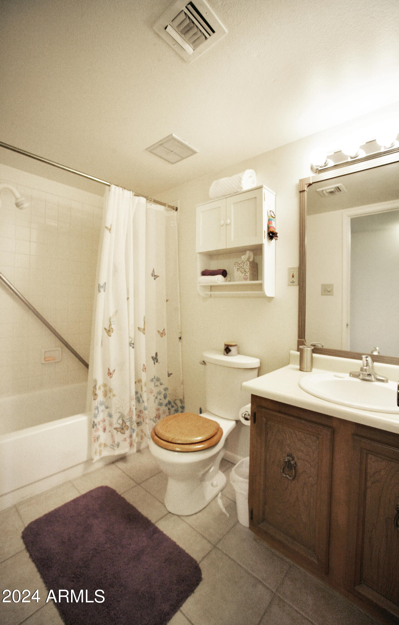 7436 East Chaparral Road, Unit 120B Scottsdale, AZ 85250 - Photo 4 of 24 a bathroom with a sink toilet and shower