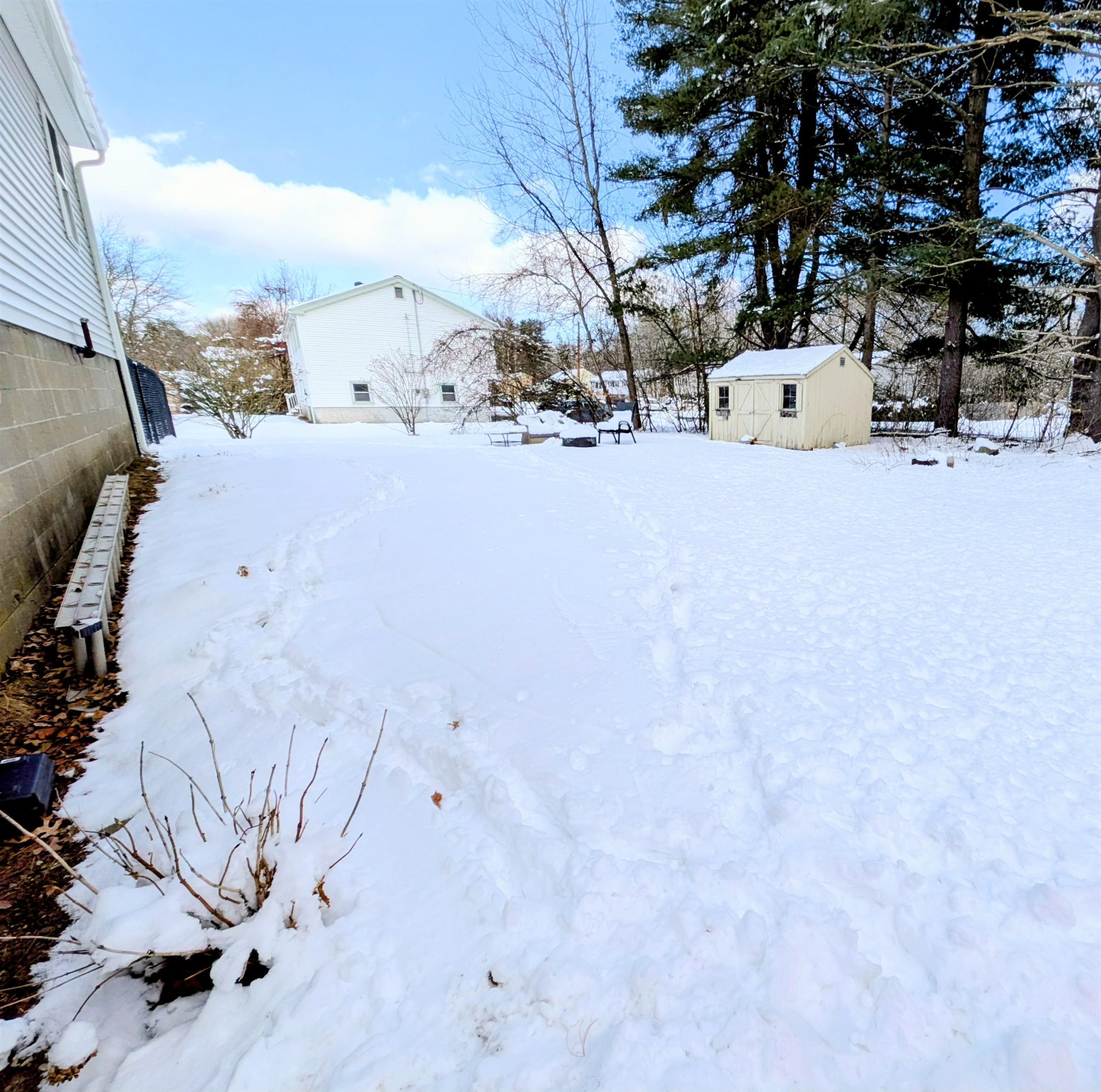 3 Nancy Avenue Salem, NH 03079 - Photo 8 of 30