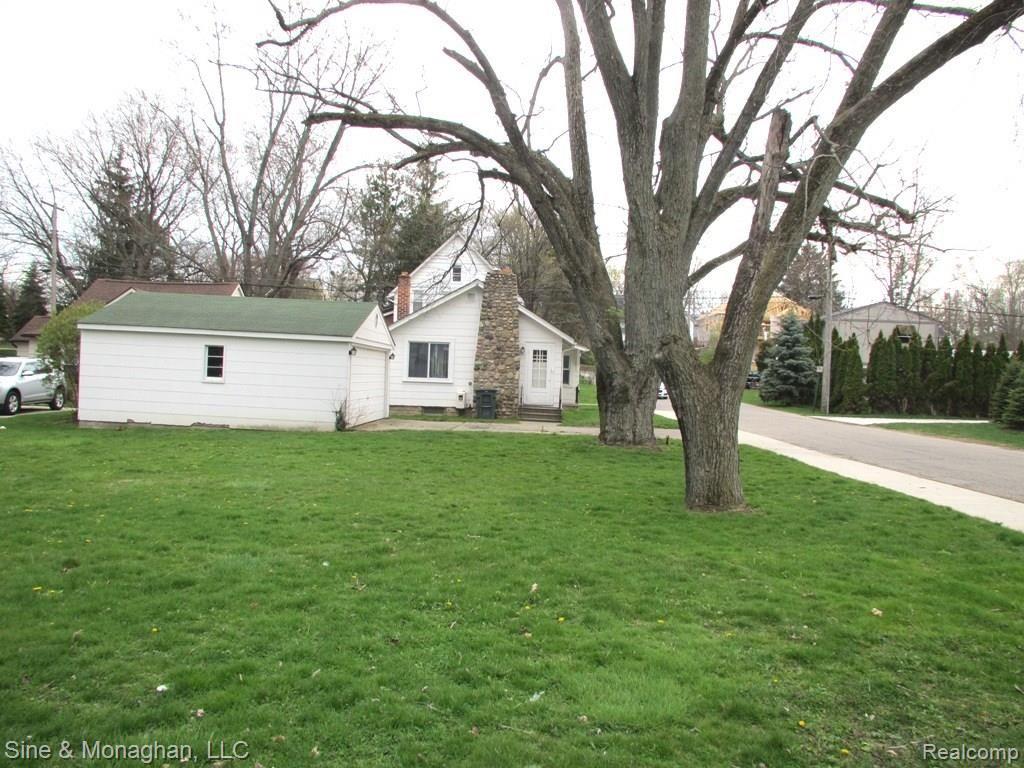 1018 Mahaffy Avenue Rochester, MI 48307 - Photo 2 of 6