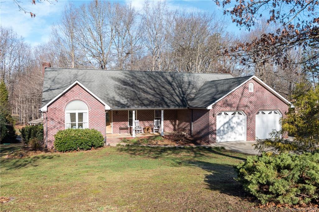 1133 Foxberry Road Lincolnton, NC 28092 - Photo 1 of 26 Gallery Image 1