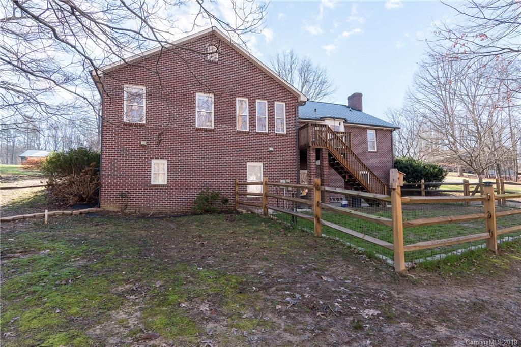 1133 Foxberry Road Lincolnton, NC 28092 - Photo 2 of 26 Gallery Image 2