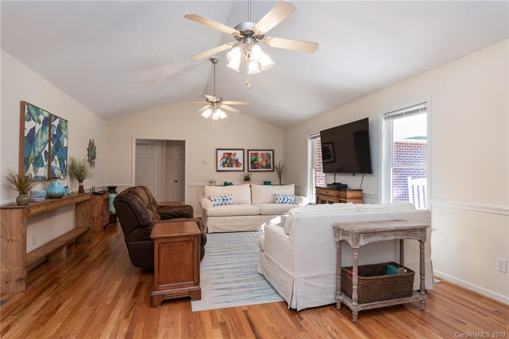 1133 Foxberry Road Lincolnton, NC 28092 - Photo 3 of 26 Gallery Image 3