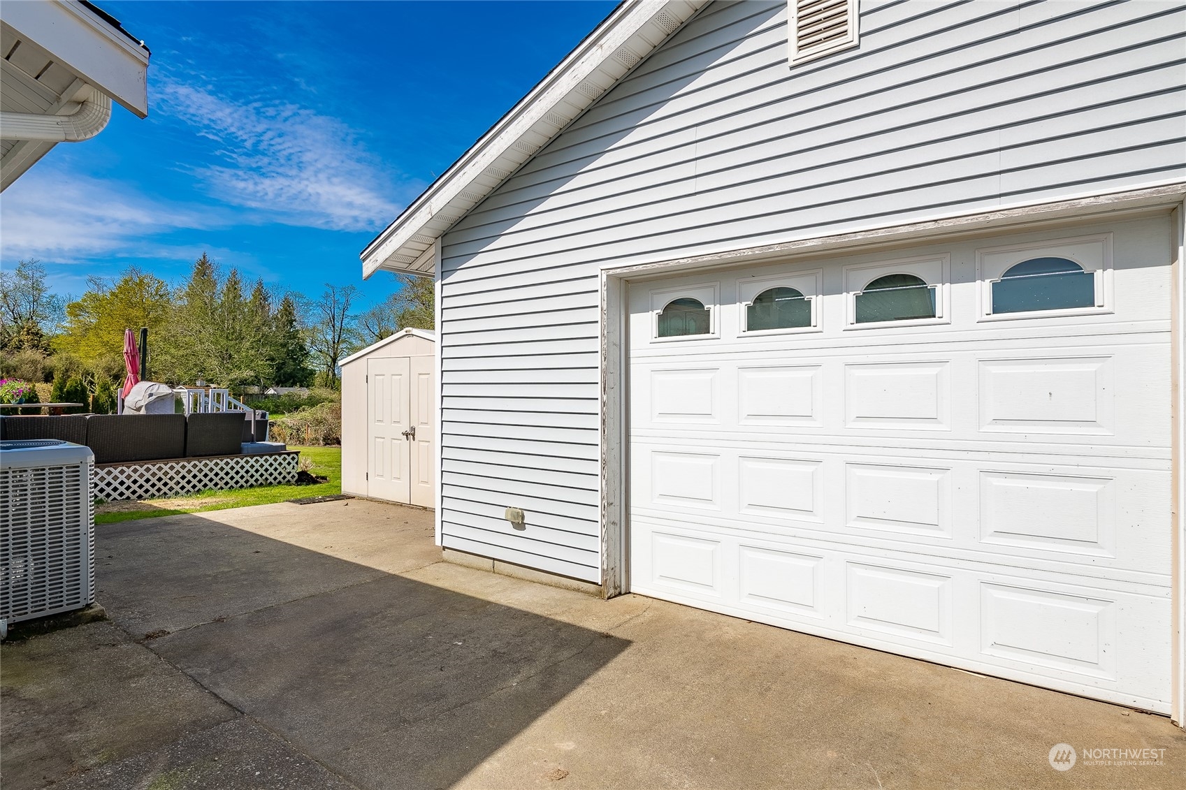 323 Edgewater Lane Lynden, WA 98264 - Photo 27 of 40 a front view of a house with a garage