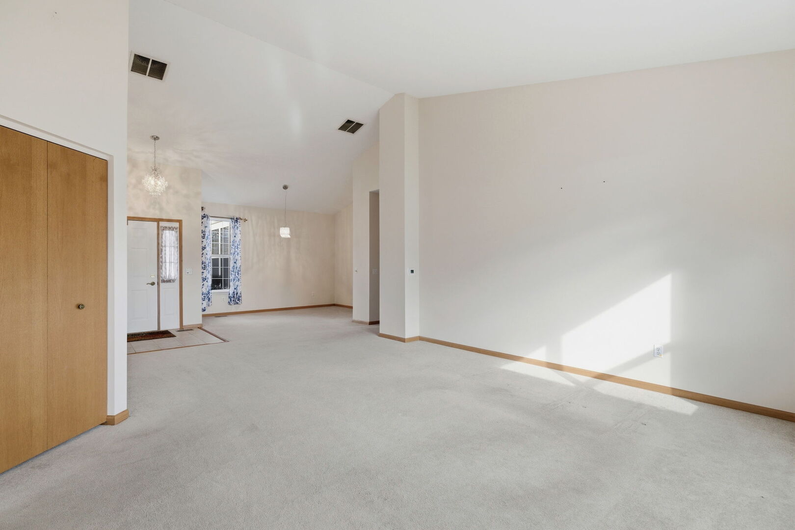 1547 Cadillac Circle Romeoville, IL 60446 - Photo 5 of 21 a view of an empty room