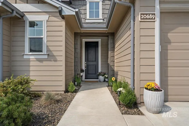 $515,000 | 20689 North Glenisla Avenue, Boise, ID 83714