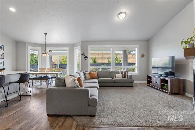 $515,000 | 20689 North Glenisla Avenue, Boise, ID 83714