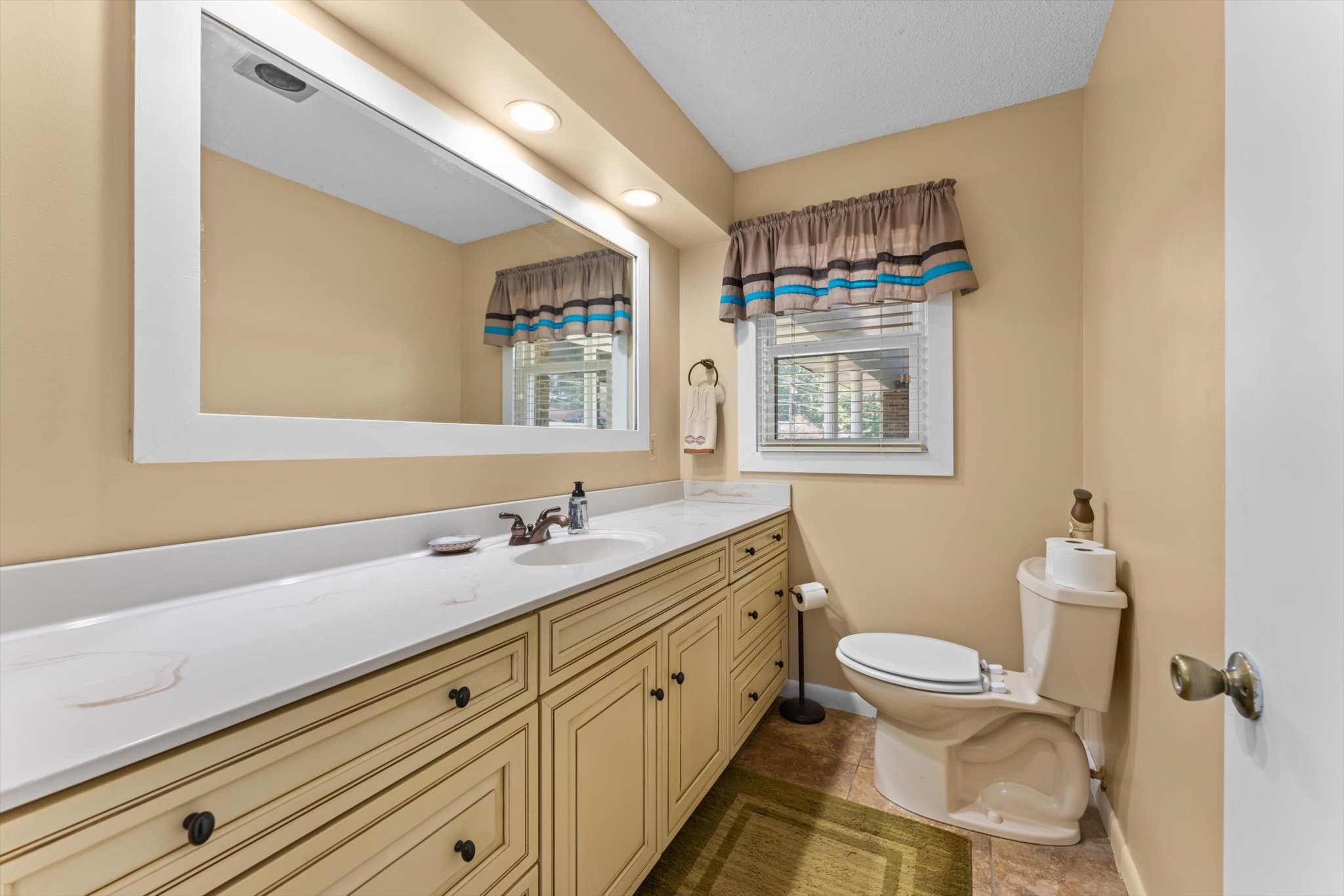 550 Lakeview Court Tennessee Ridge, TN 37178 - Photo 35 of 55