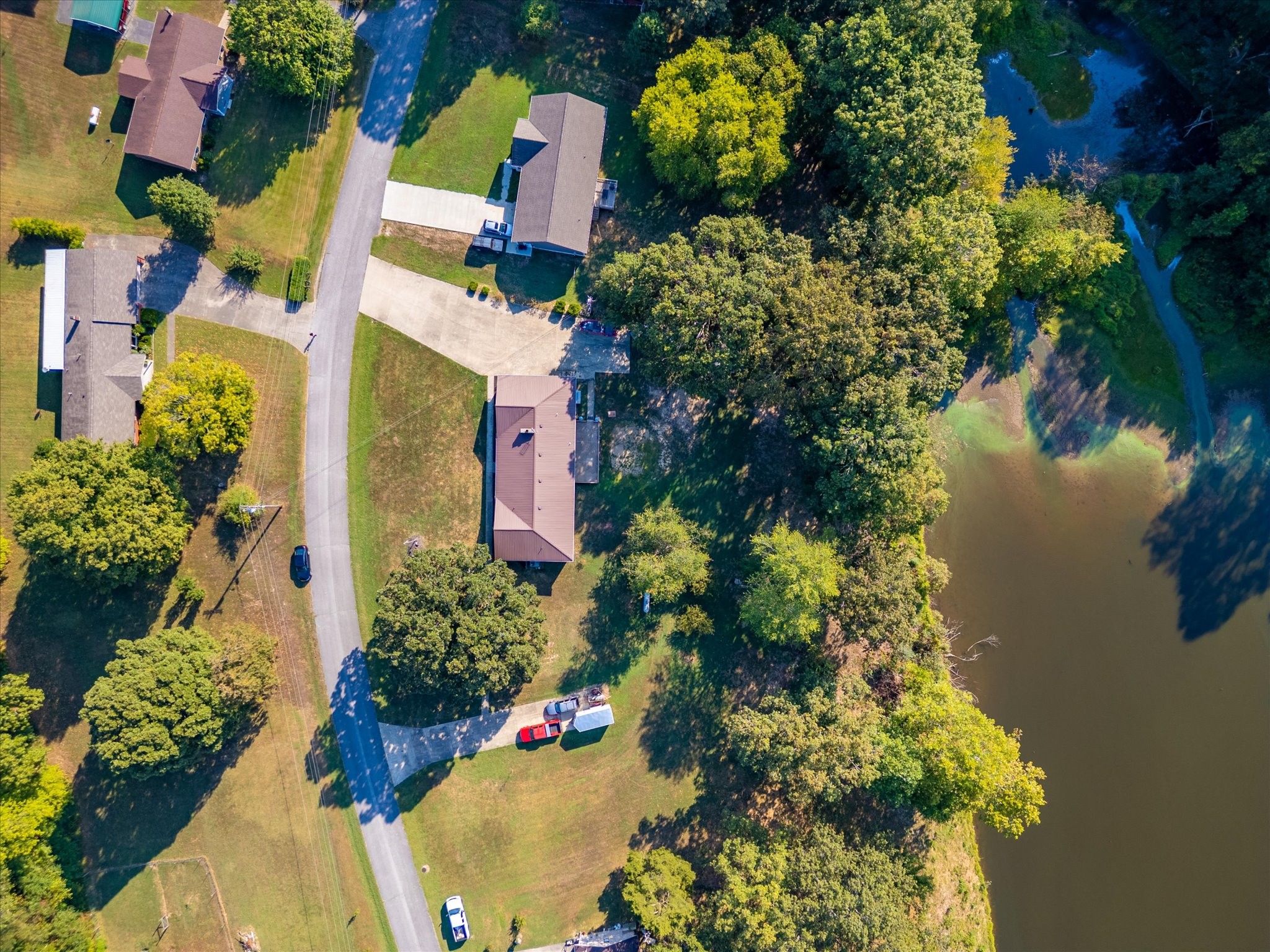 550 Lakeview Court Tennessee Ridge, TN 37178 - Photo 44 of 55