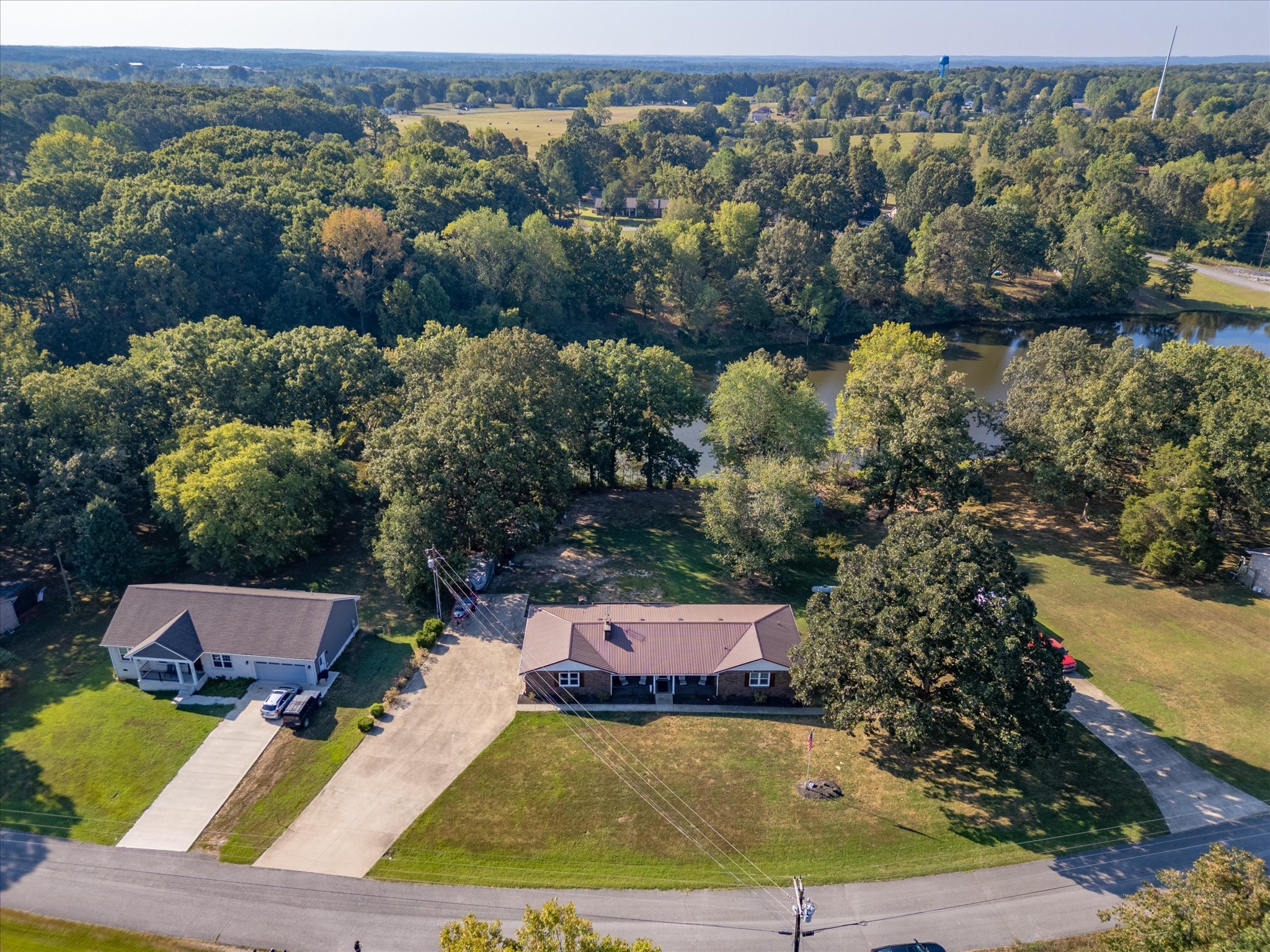 550 Lakeview Court Tennessee Ridge, TN 37178 - Photo 47 of 55