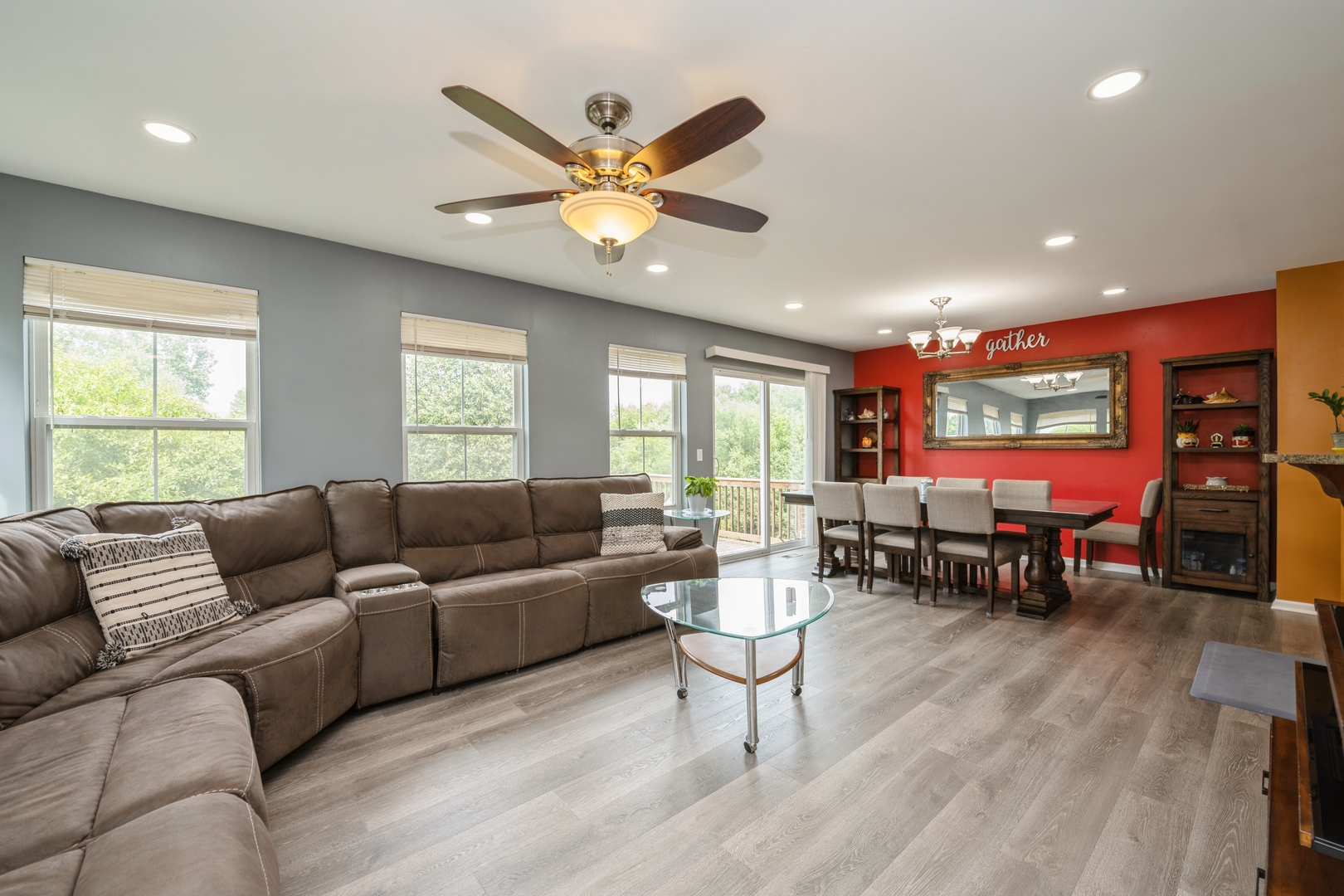 646 Grand Canyon Circle Crystal Lake, IL 60014 - Photo 4 of 14