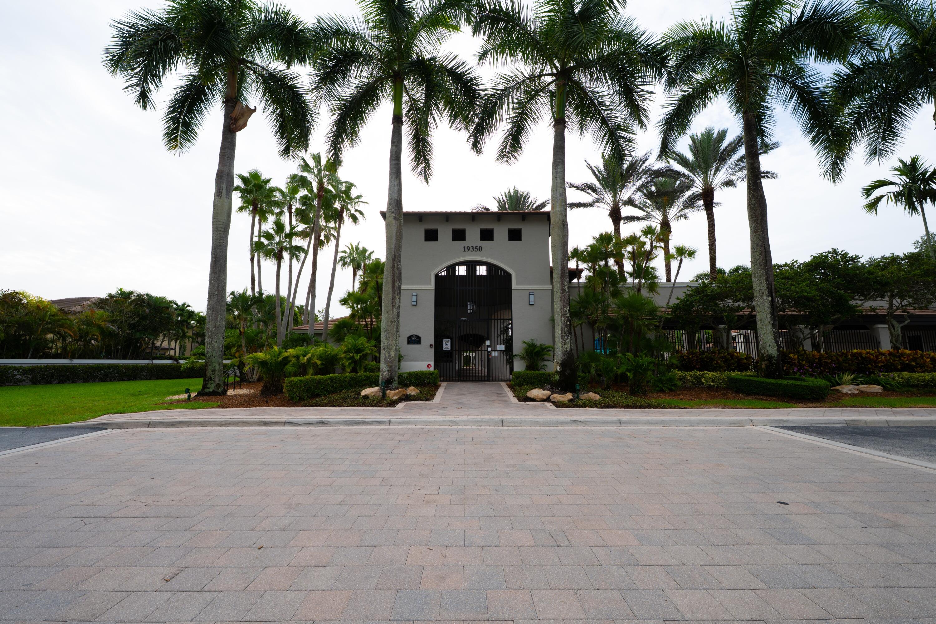 19428 Estuary Drive Boca Raton, FL 33498 - Photo 59 of 69 19428 Estuary Dr_48