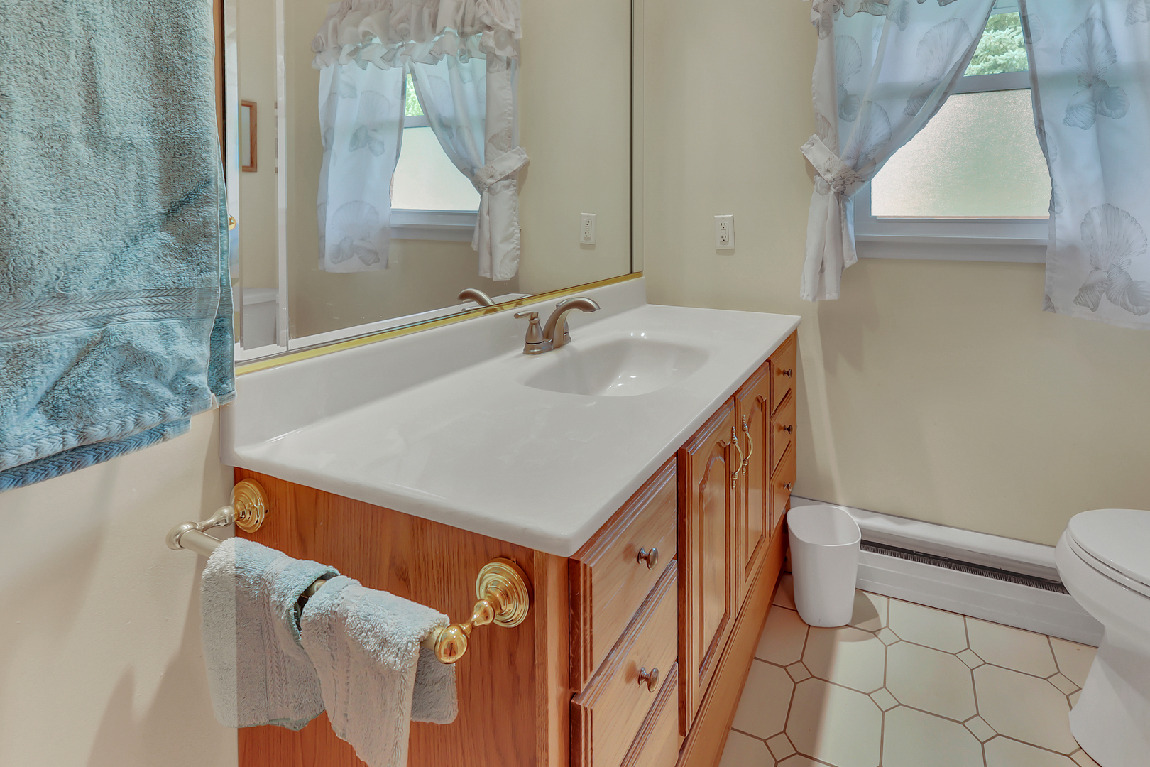 443 Glendale Road Roselle, IL 60172 - Photo 16 of 28