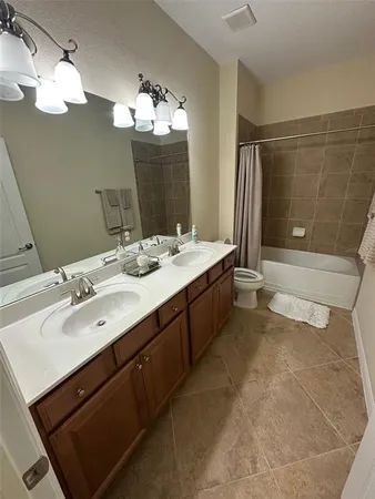 $469,900 | 13235 Amerigo Lane, Venice, FL 34293