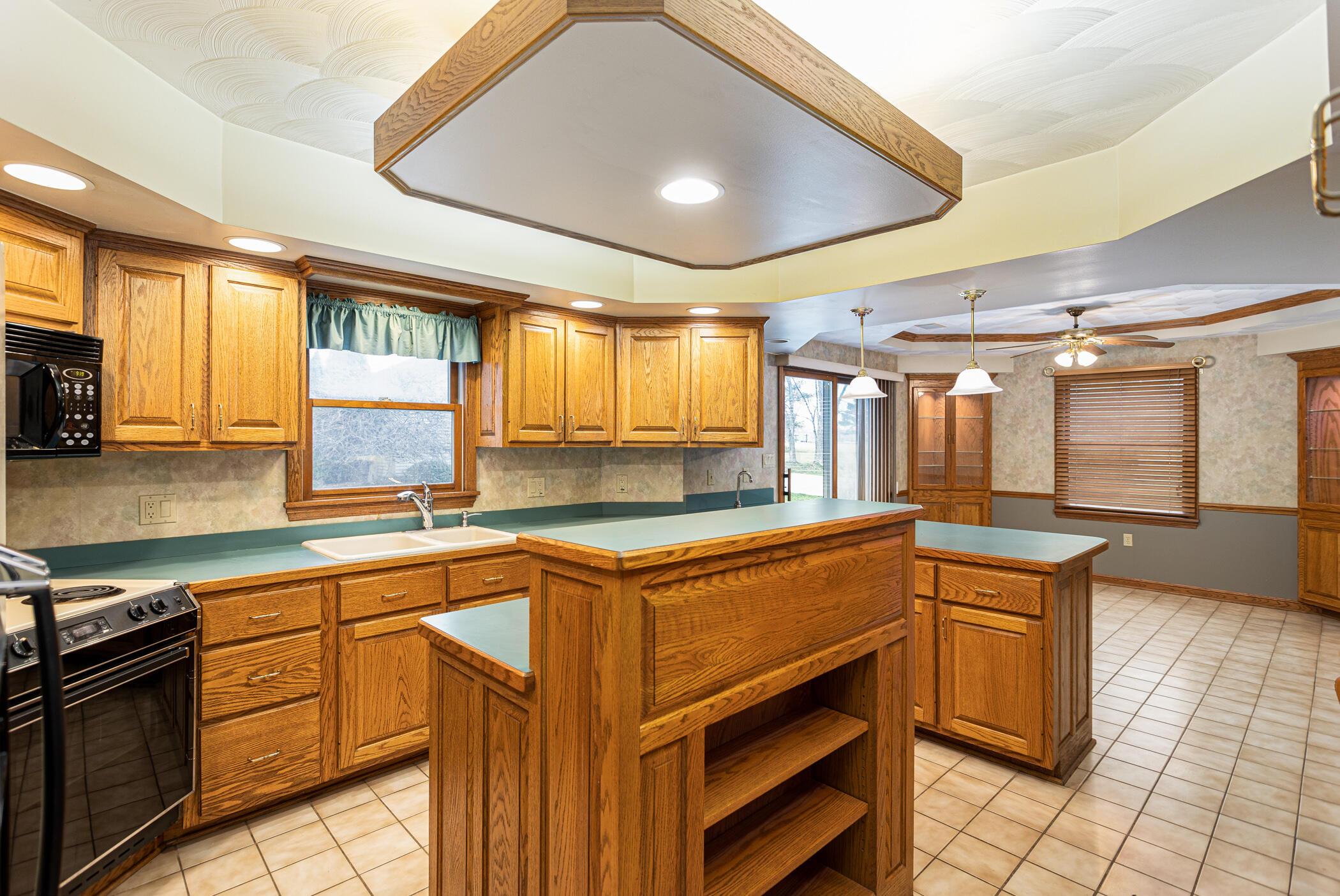 8091 Dustin Road Galena, OH 43021 - Photo 9 of 72 8091 Dustin Road, Galena, OH 43021_066