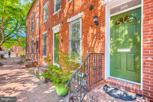 $379,900 | 209 Scott Street, Baltimore, MD 21230
