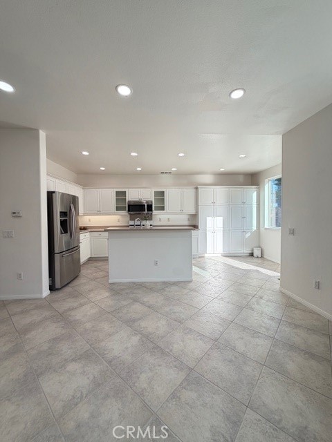 106 Fernpine Lane Pomona, CA 91767 - Photo 16 of 22 Kitchen