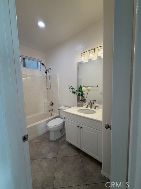 106 Fernpine Lane Pomona, CA 91767 - Photo 21 of 22 Guest Bathroom