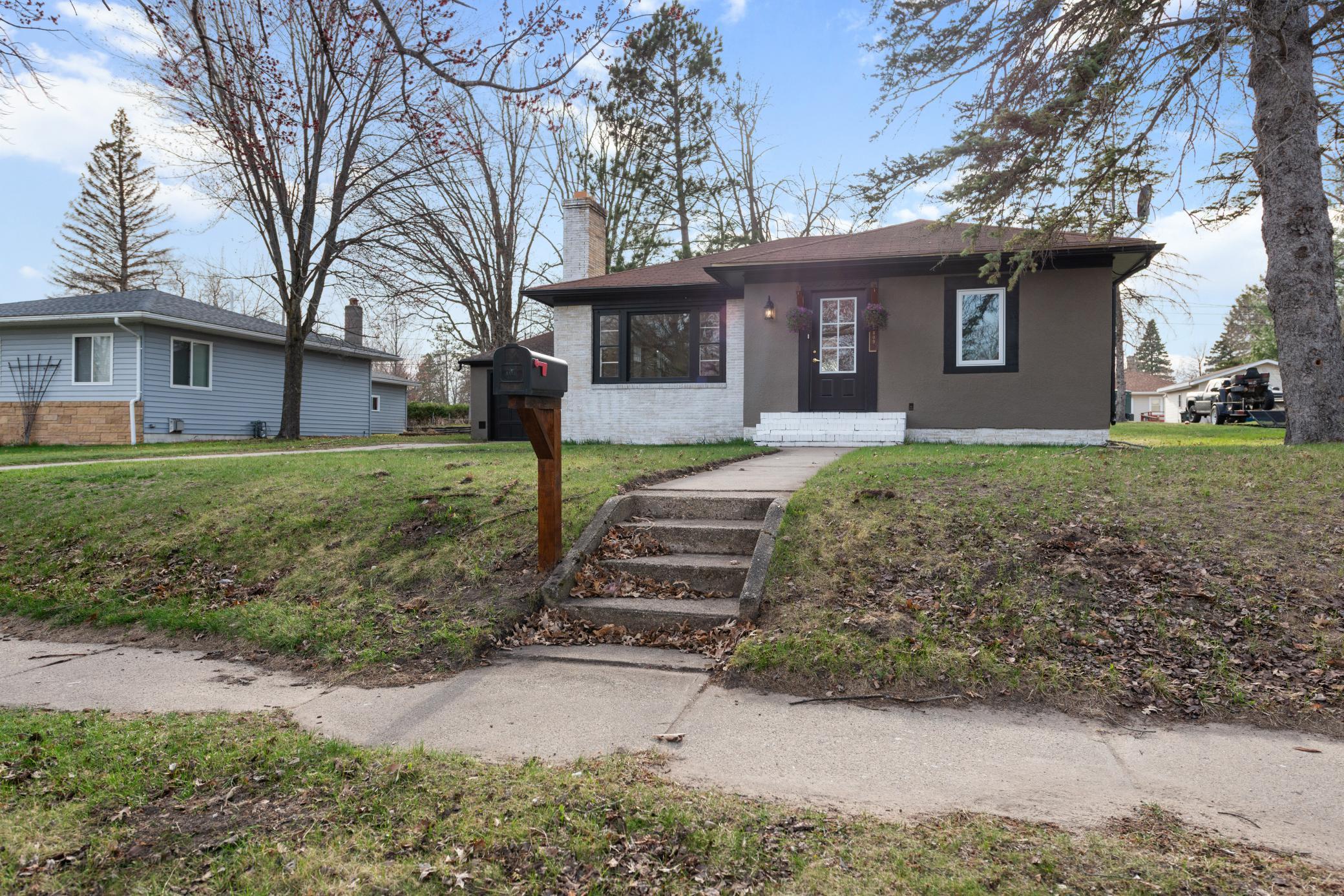 809 7th Street Northeast Staples, MN 56479 - Photo 27 of 32