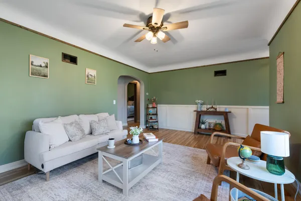 $199,900 | 809 7th Street Northeast, Staples, MN 56479