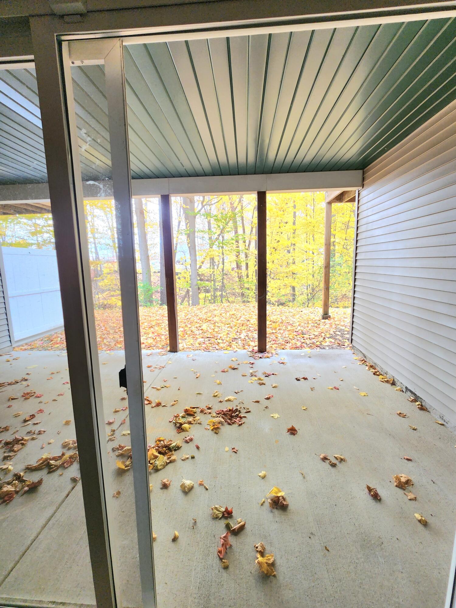 6600 Ravineview Southeast Caledonia, MI 49316 - Photo 32 of 32 Patio