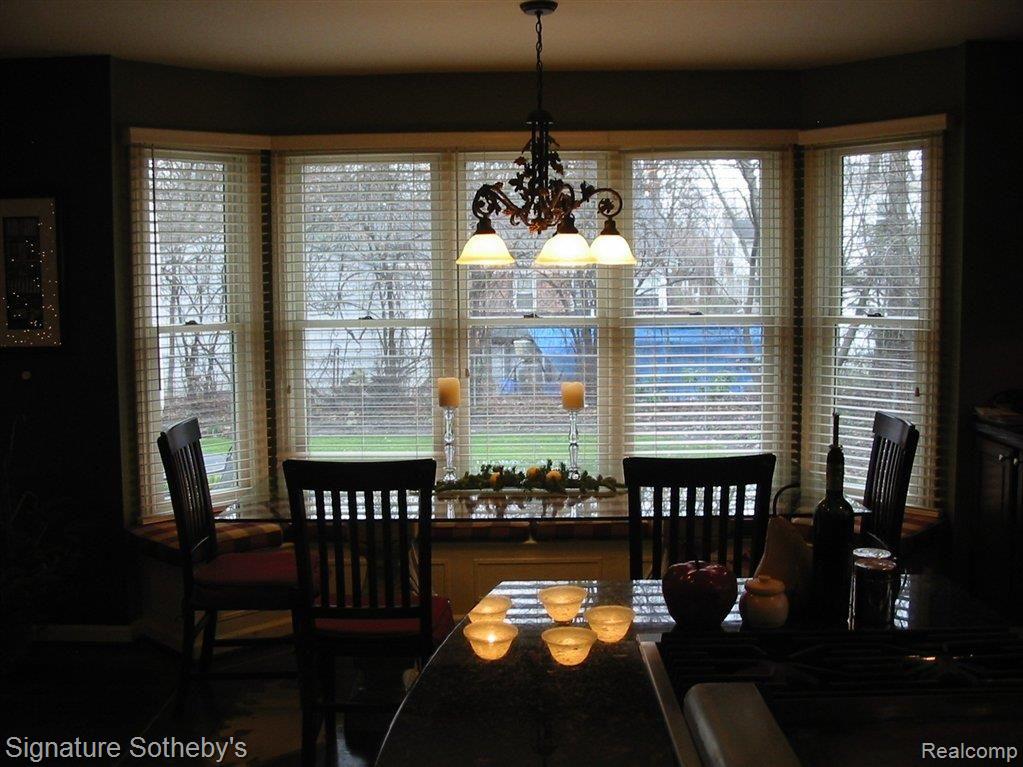 4122 Cumberland Road Berkley, MI 48072 - Photo 7 of 21 Breakfast Room